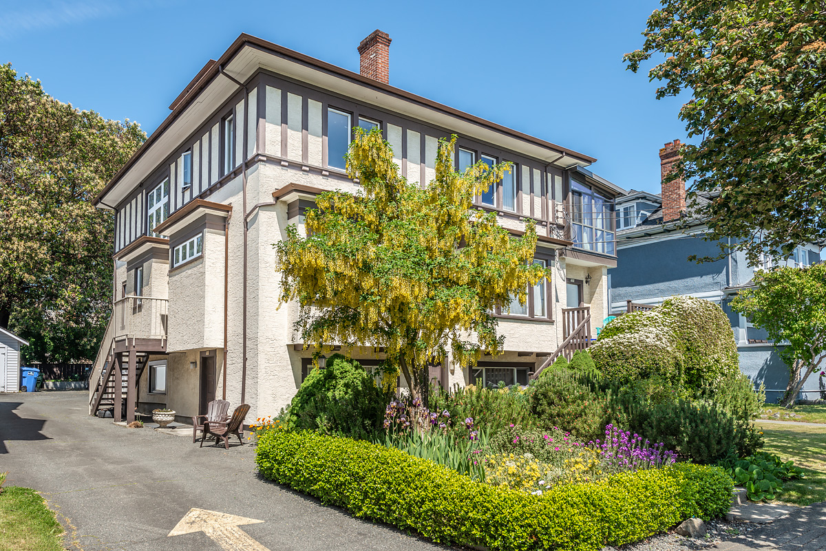 1132 McClure Apartments Devon Properties