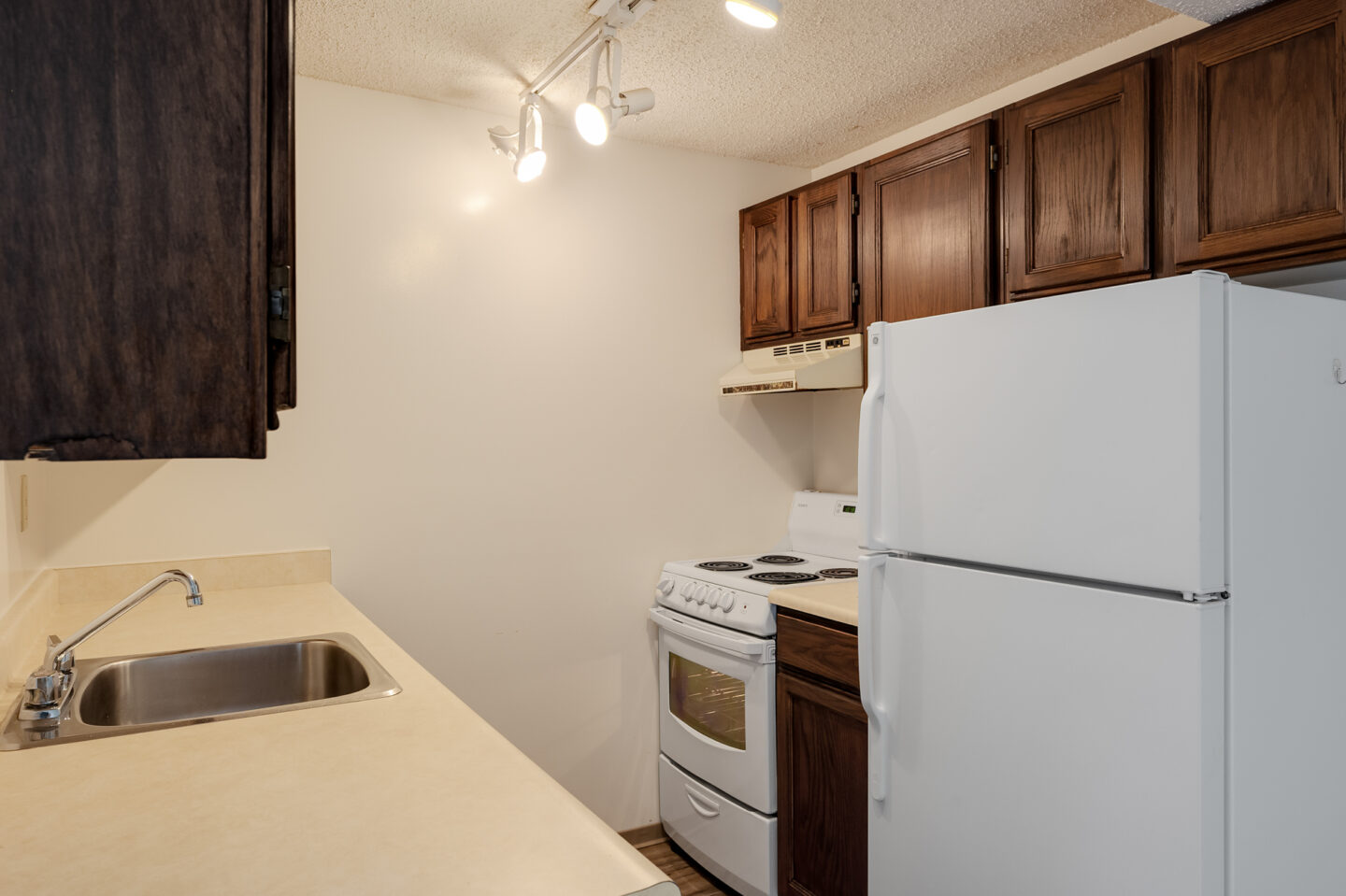 1132 McClure Apartments Devon Properties