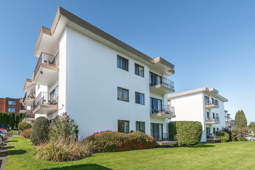 Royal Lancer Apartments Devon Properties