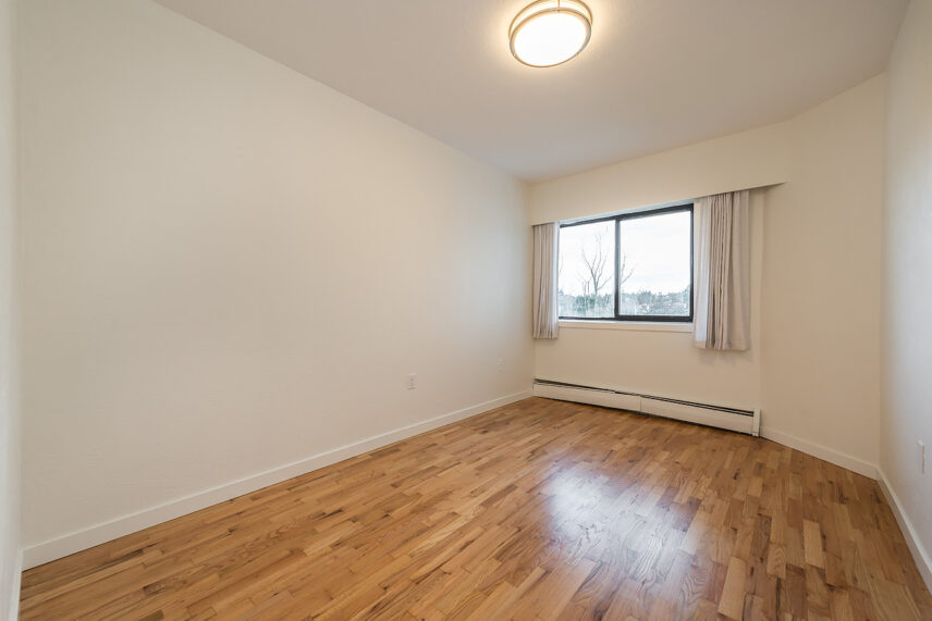 Royal Lancer Apartments Devon Properties