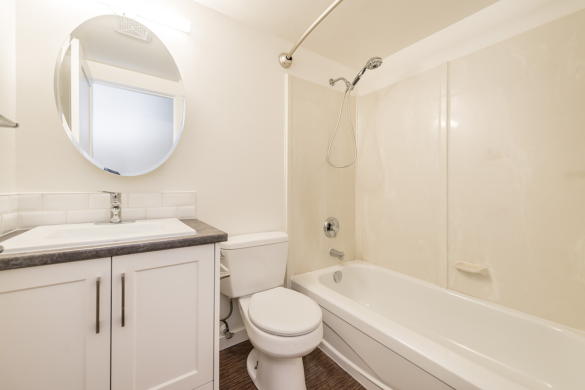 Royal Lancer Apartments Devon Properties