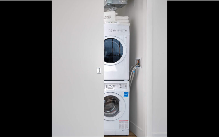 Shoreline West End Apartments | Apartments in Vancouver | Devon Properties