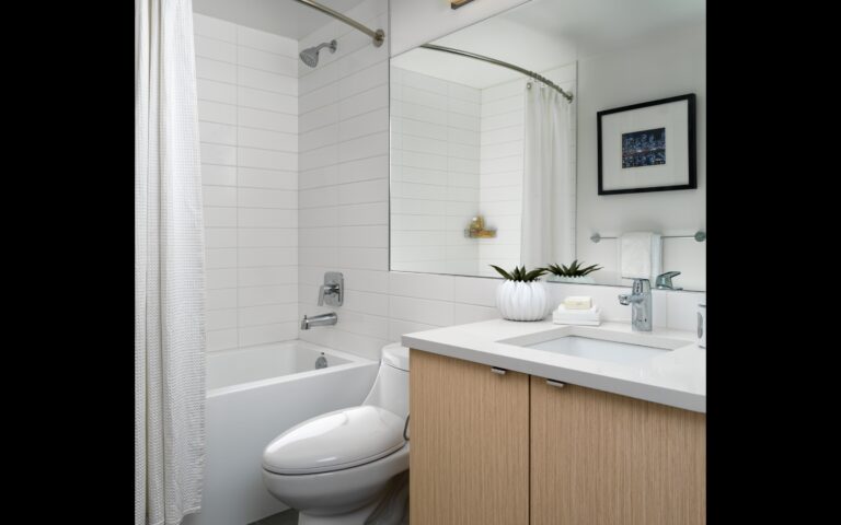 Shoreline West End Apartments | Apartments in Vancouver | Devon Properties