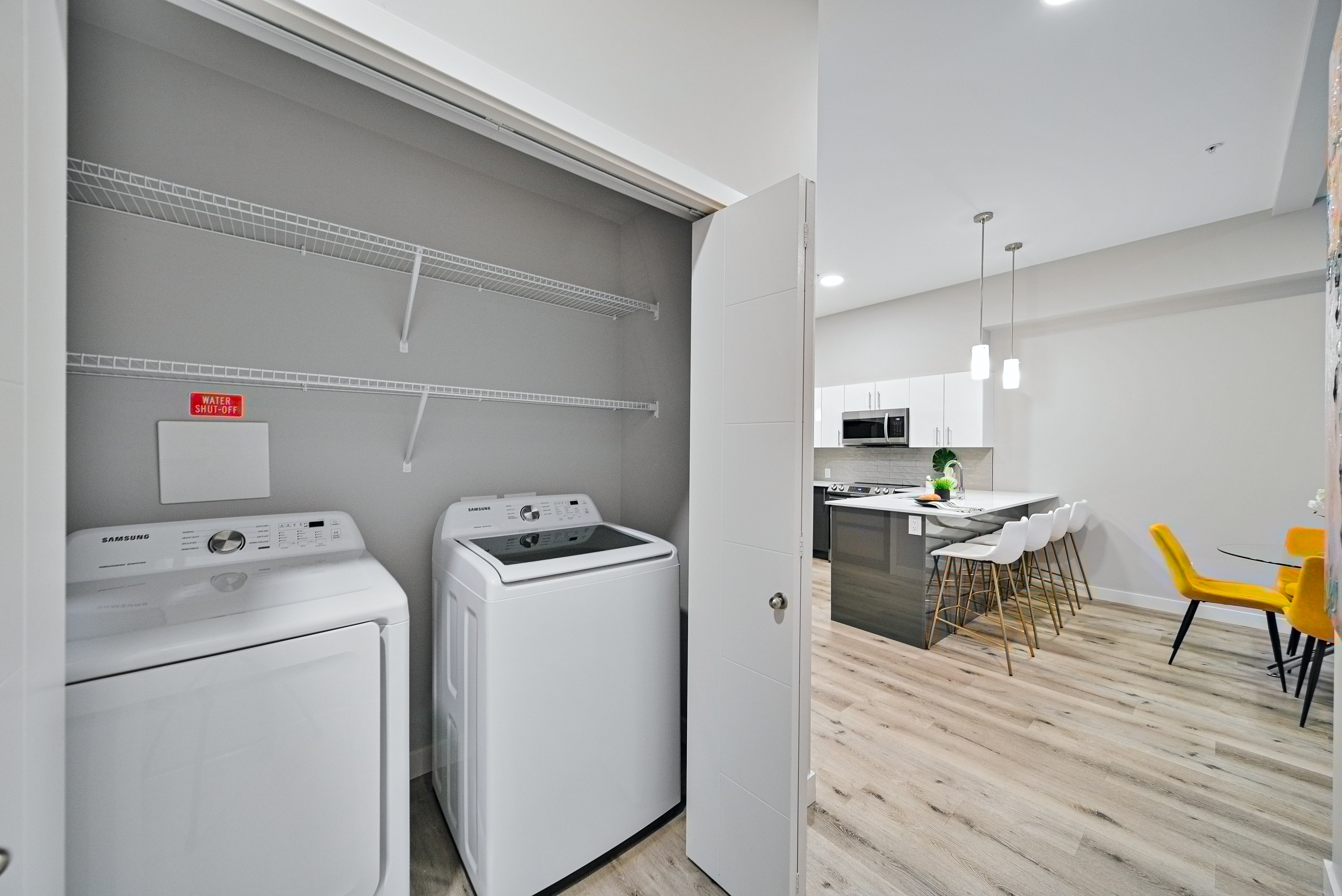 Picture of Spacious 156 m2 penthouse apartment with 4 rooms, elevator access, and ...